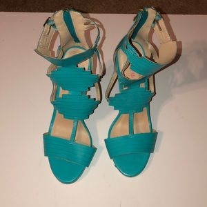JusFab turquoise heels